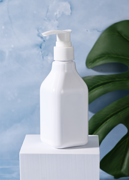 Flacon cu pompă de loțiune PET albă de 300 ml